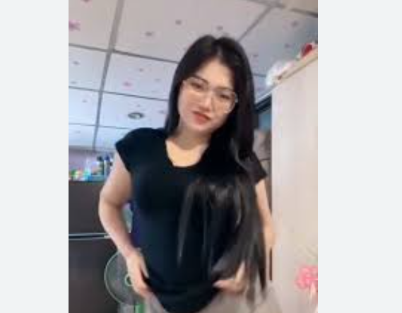Jeans Bolong Bagian Selangkangan Viral Solo Terbaru